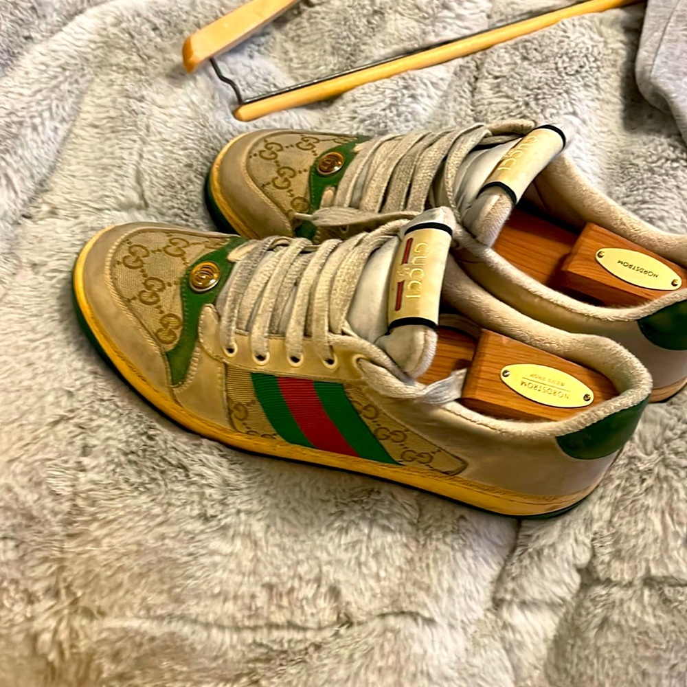 OG Gucci screener sneaker G8.5 with box and duffle